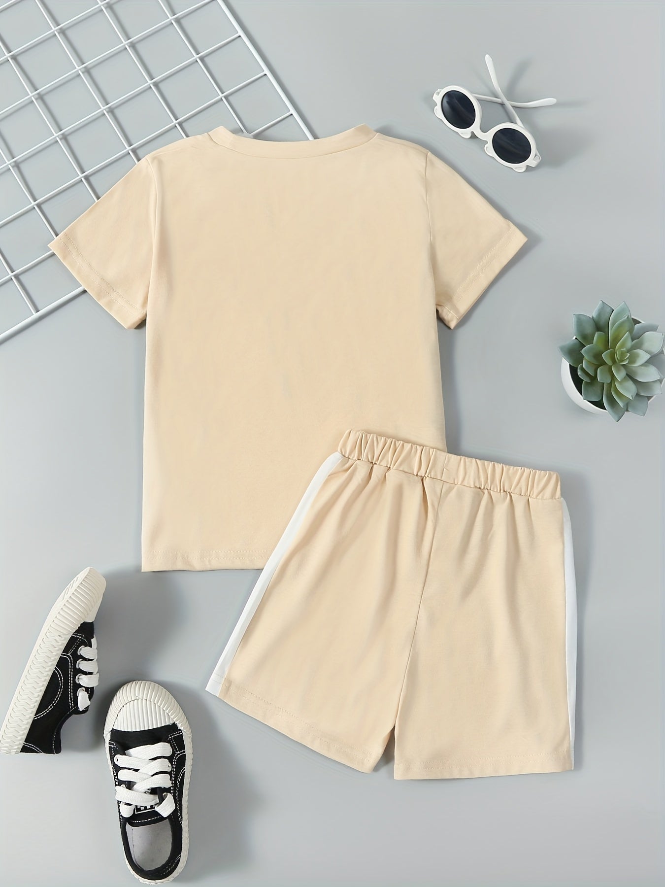 Boys 2pcs Color Block Round Neck T-shirt & Shorts Set Kids Clothes Casual Summer