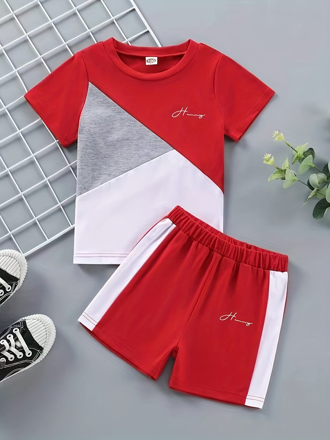 Boys 2pcs Color Block Round Neck T-shirt & Shorts Set Kids Clothes Casual Summer