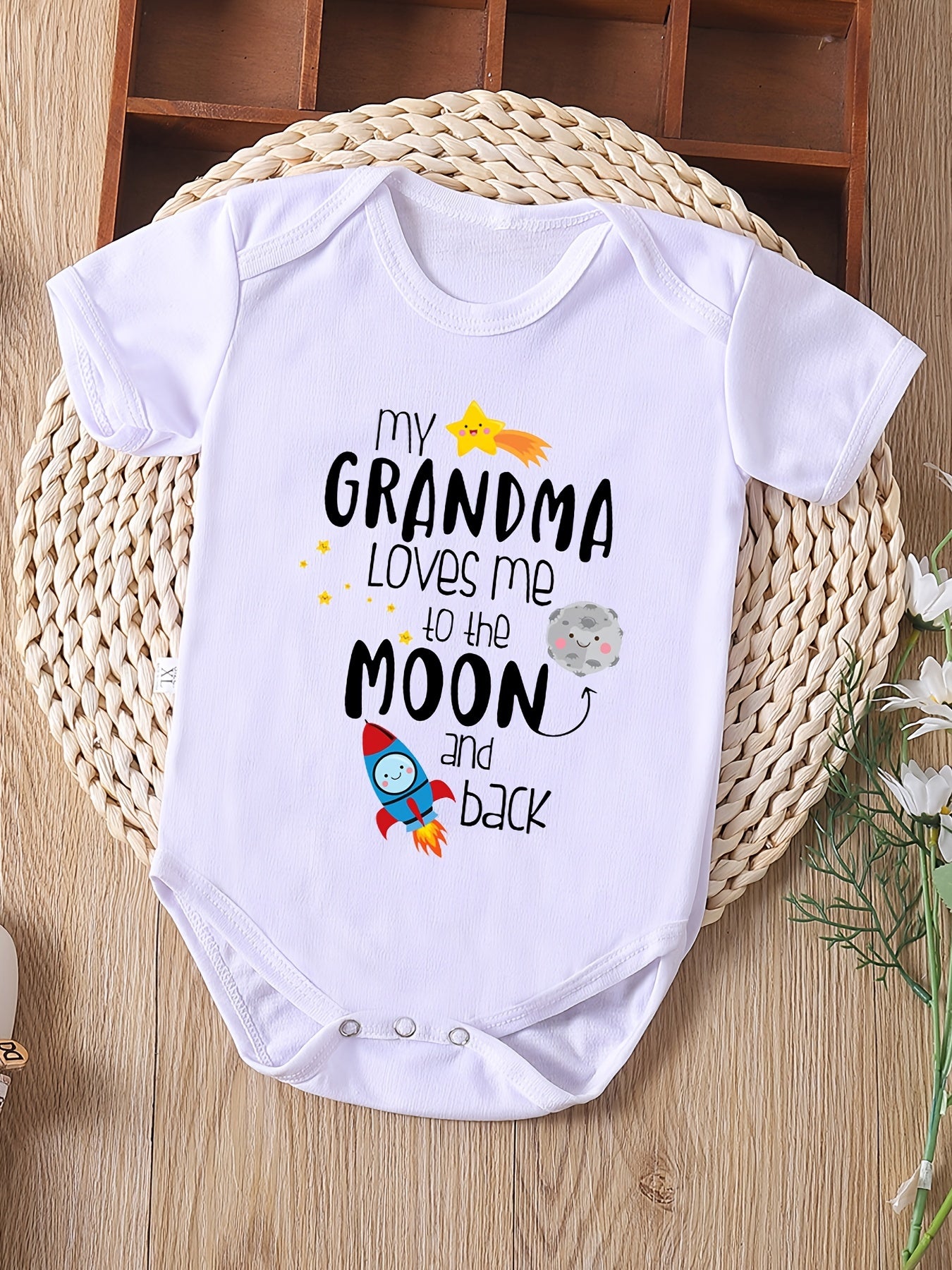 Baby Girls Cute Casual Romper With "My Grandma Loves Me To The Moon" Print For Summer Pregnancy Gift