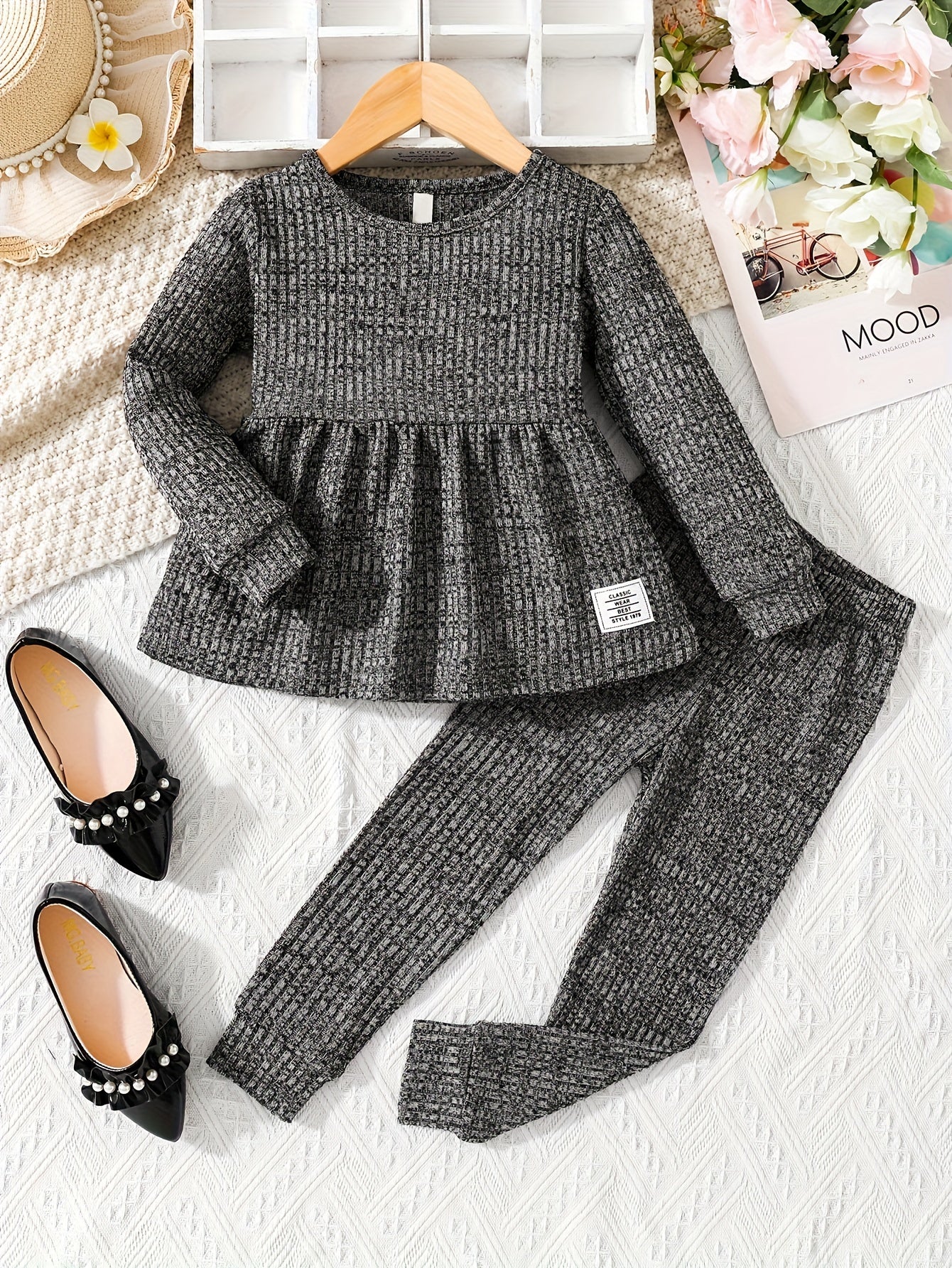 Girls 2pcs Ruffle Decor Top & Elastic Waist Pants Solid Color Patched Ribbed Crew Neck Long Sleeve Pullover Top Casual Kids Clothes Spring Fall