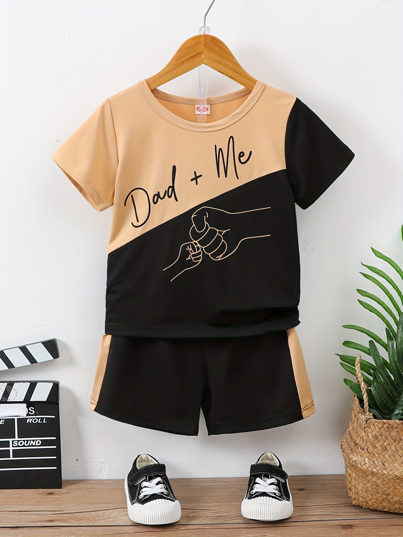 Boys "Daddy + Me" Fists Print Color Block Casual Outfit Round Neck T-shirt & Shorts Kids Summer Clothes Sets