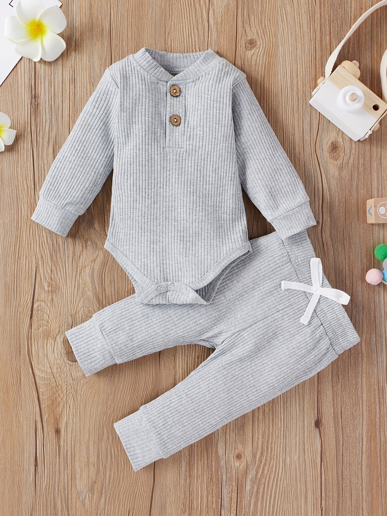 2pcs Baby Infant Boys And Girls Casual Plain Color Long Sleeve Onesie & Pants Set Clothes