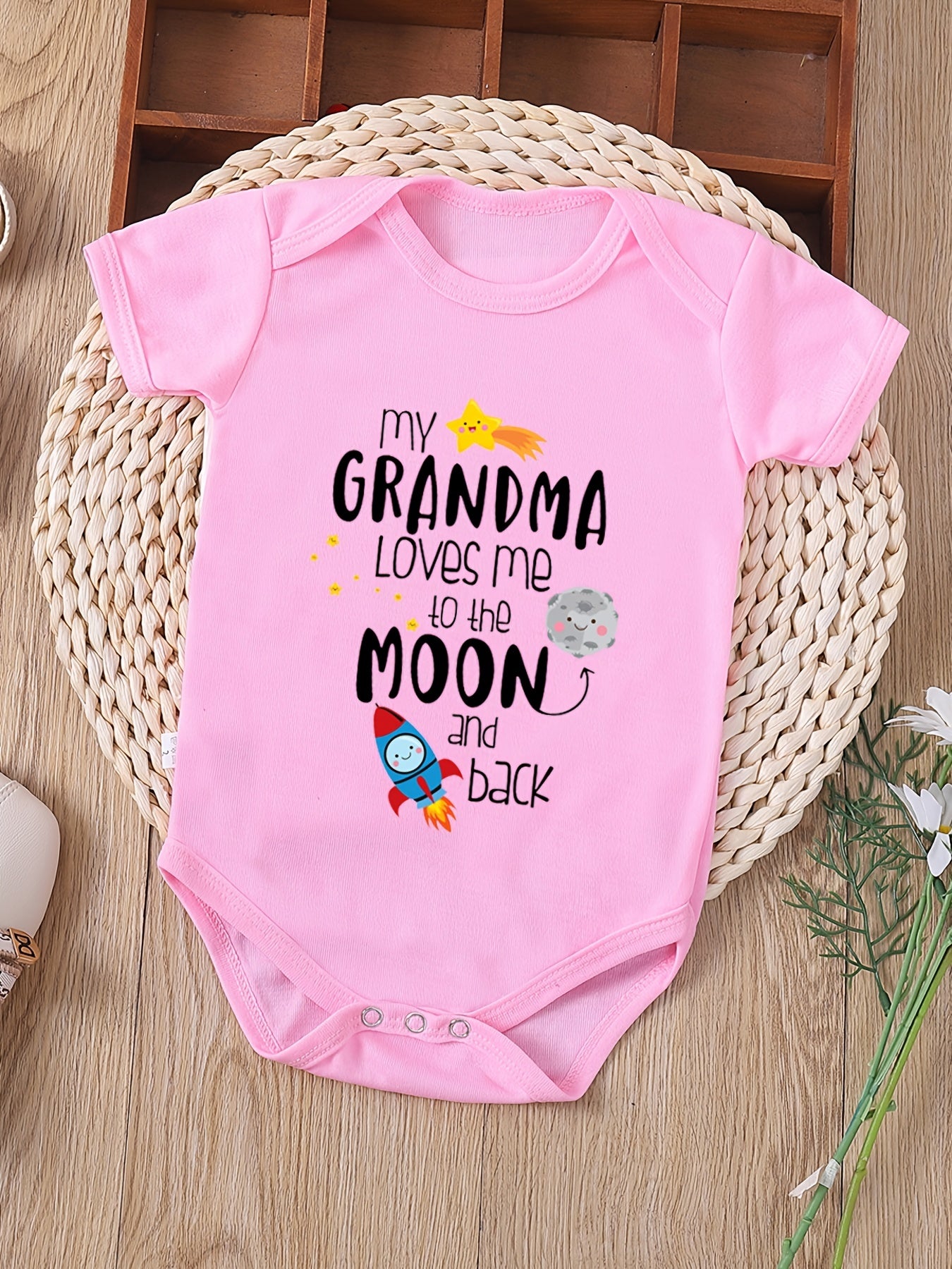 Baby Girls Cute Casual Romper With "My Grandma Loves Me To The Moon" Print For Summer Pregnancy Gift