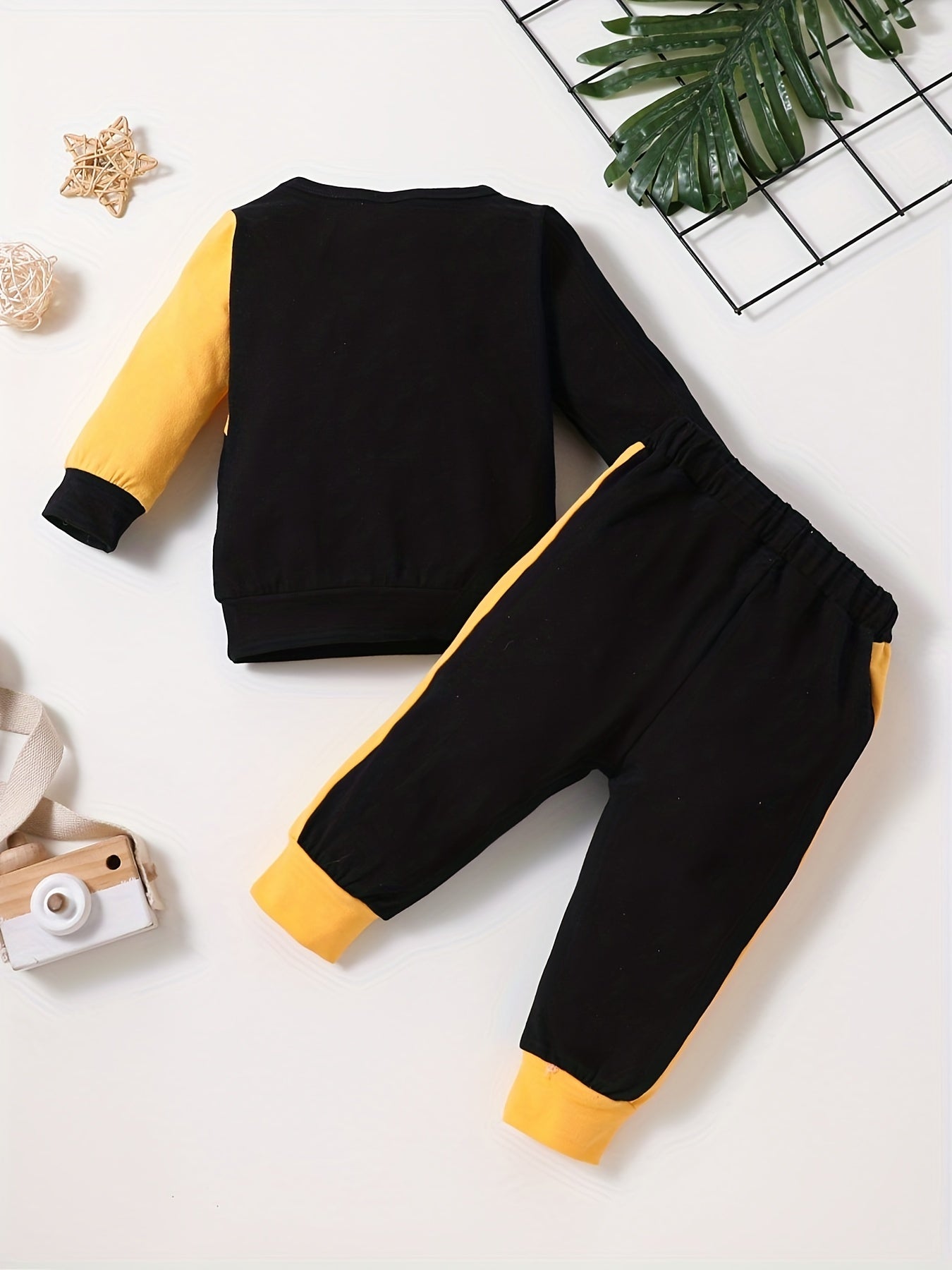 Baby Boys Trendy Contrast Color "LIL KING" Print Pullover Long Sleeve Sweatshirt & Pants Set, Kids Casual Clothes