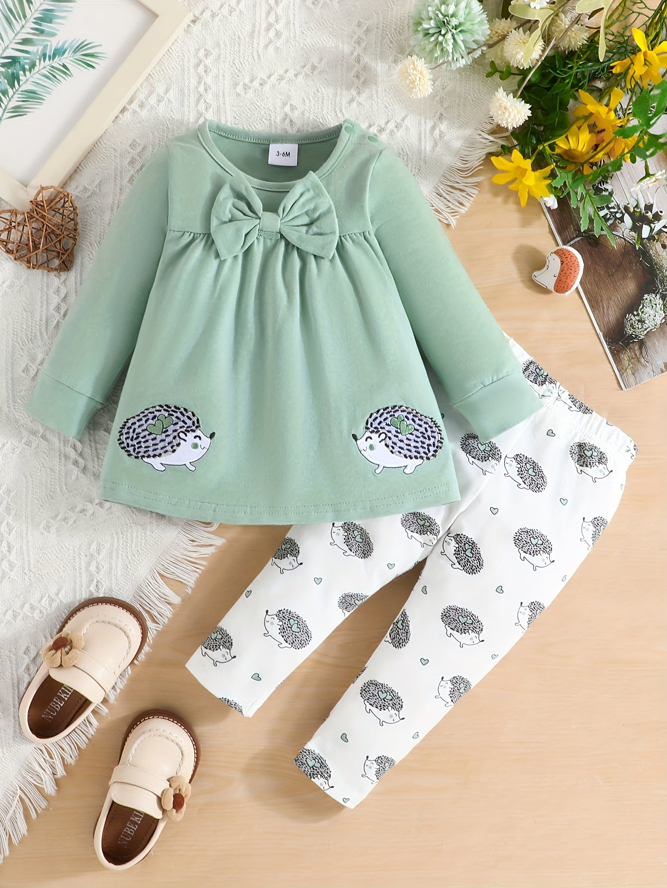 Girls Cute Hedgehog Print Long Sleeve Bow Sweatshirt Dress & Full Print Pants 2pcs Set