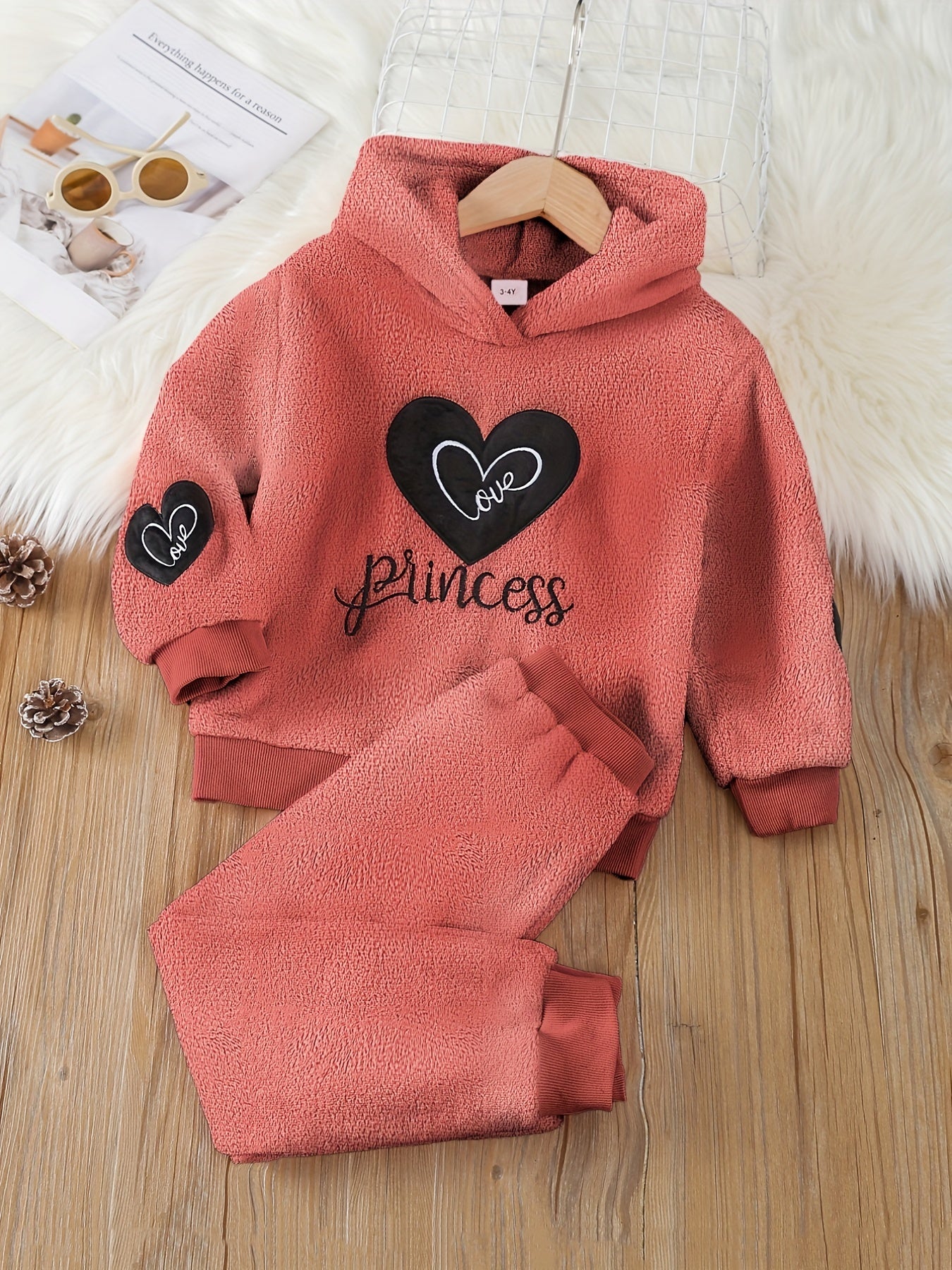 Girls Hoodie & Pants Set With "Princess" Heart Design For Fall Winter New