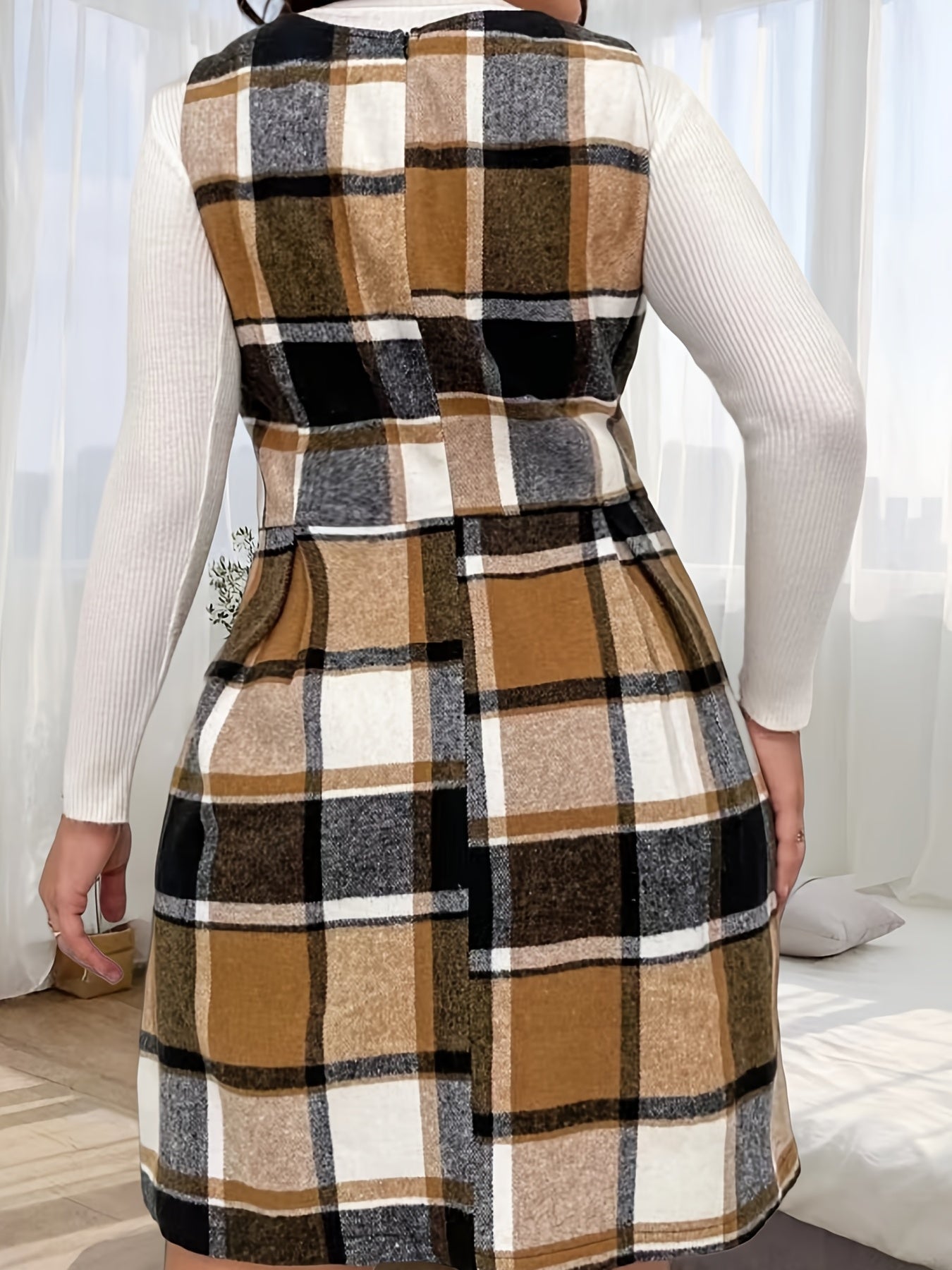 Plus Size Casual Dress, Women's Plus Plaid Print Button Decor Round Neck A-line Mini Tank Dress