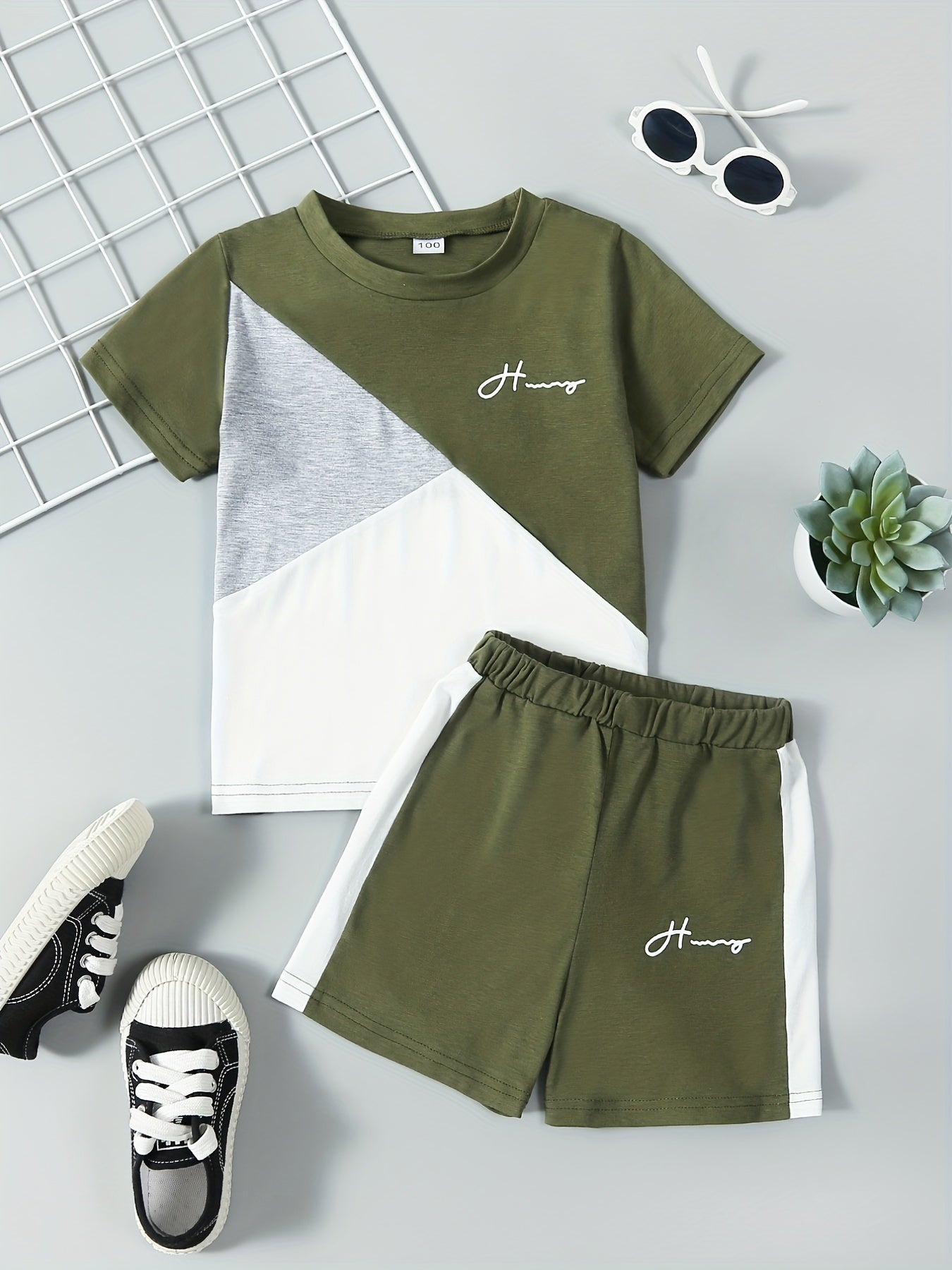 Boys 2pcs Color Block Round Neck T-shirt & Shorts Set Kids Clothes Casual Summer