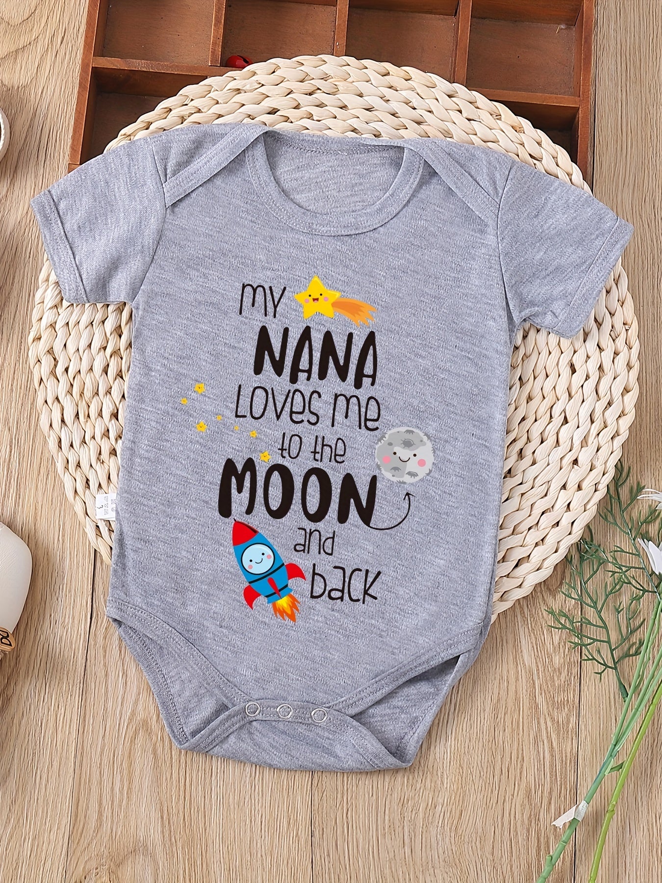 Baby Girls And Boys Cute "My Nana Loves Me To The Moon And Back" Short Sleeve Onesie Clothes For Summer