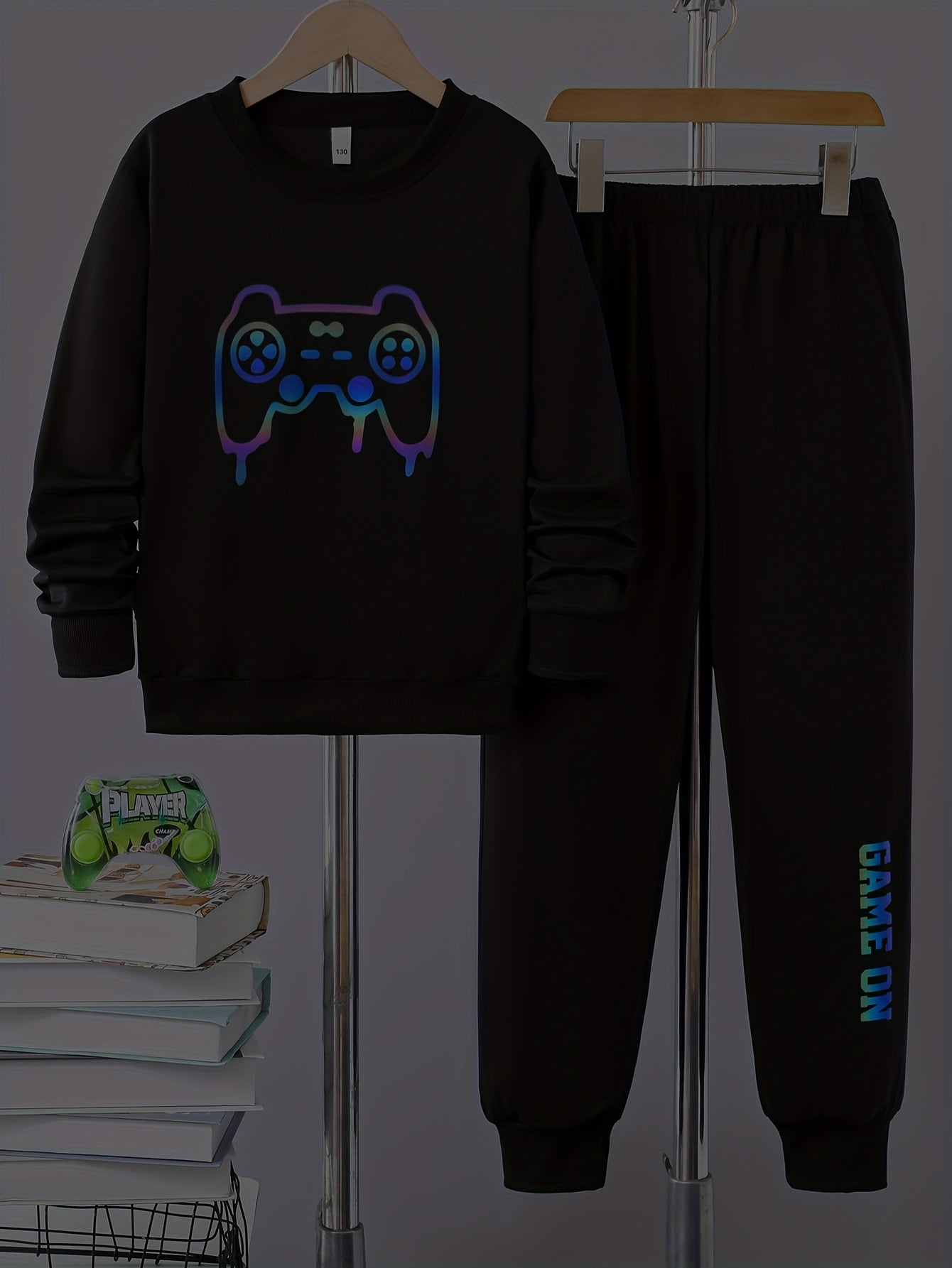 2pcs Boy's Glow-in-the-dark Pattern Outfit, Sweatshirt & Sweatpants Set, Gamepad Print Long Sleeve Top, Kid's Clothes For Spring Fall Winter, As Gift