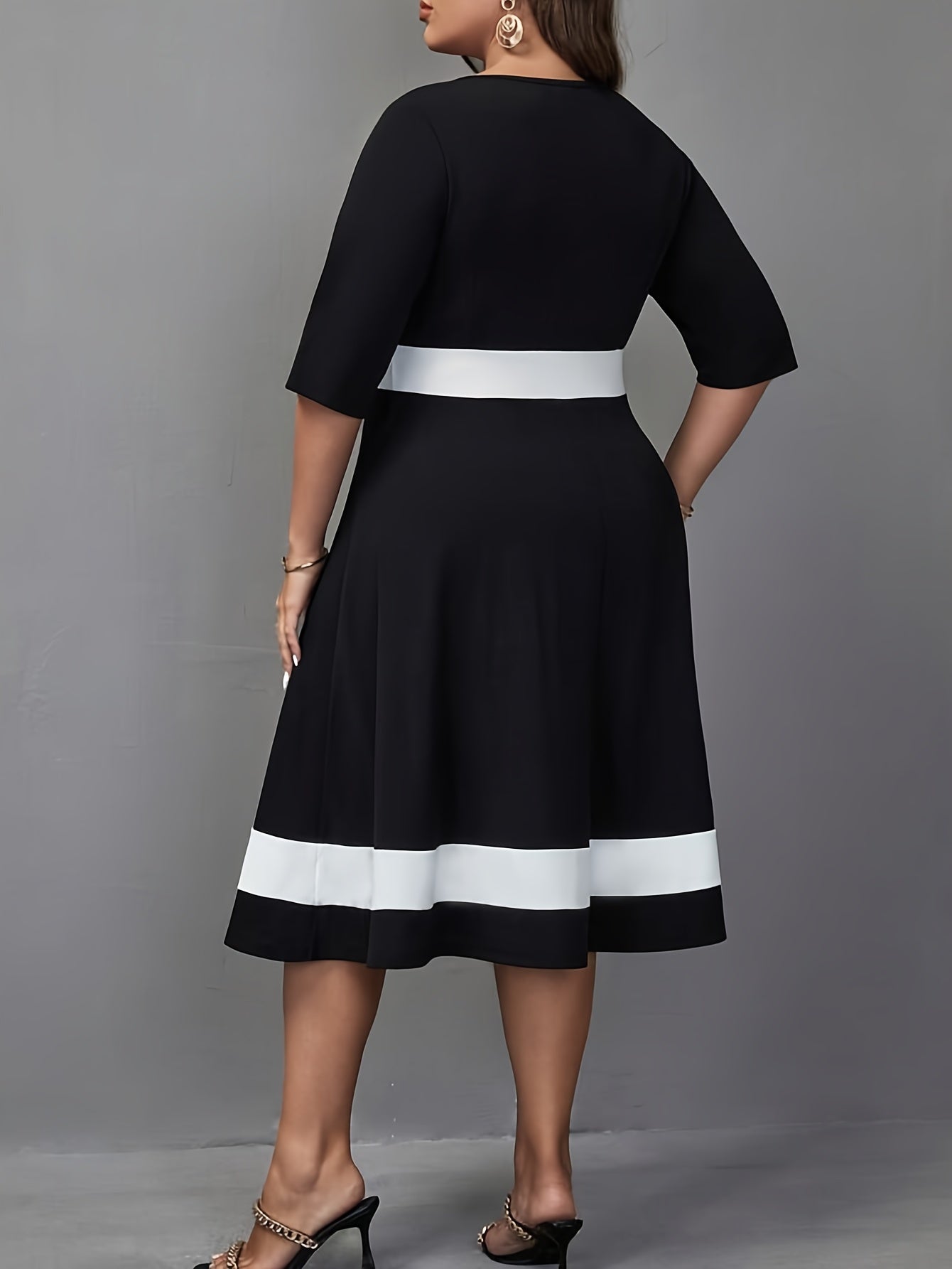 Plus Size Elegant Dress, Women's Plus Colorblock Three Quarter Sleeve Notched Neck A-line Midi Dress