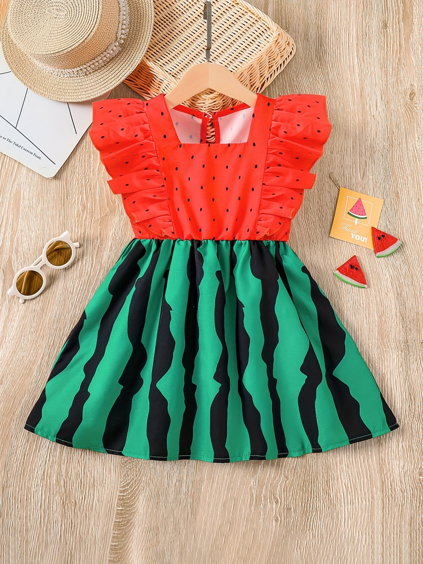 2pcs Girls Going Out Short Suit Heart Graphic Flutter Sleeve Top & Belted Waist Shorts Set Kids Summer Clothes