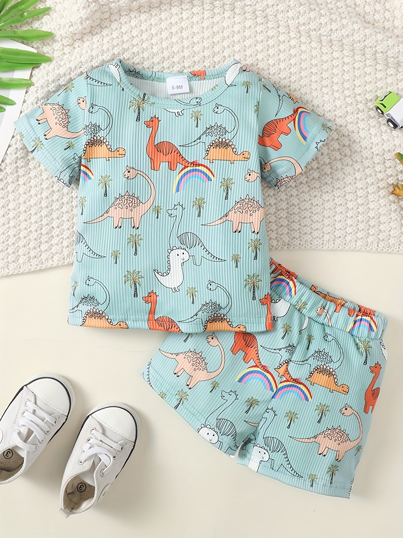 2pcs Baby Boys Cute Dinosaur Graphic Print T-shirt & Shorts Set Clothes