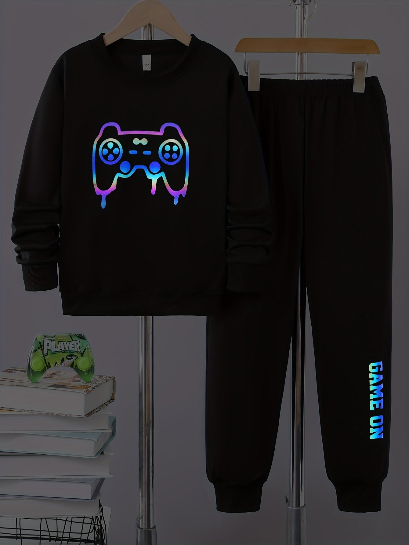 2pcs Boy's Glow-in-the-dark Pattern Outfit, Sweatshirt & Sweatpants Set, Gamepad Print Long Sleeve Top, Kid's Clothes For Spring Fall Winter, As Gift